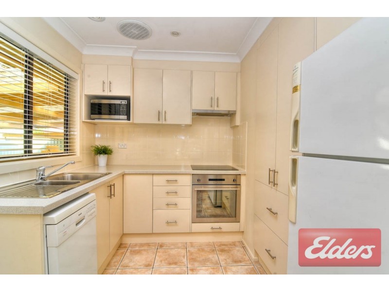 11 Orleans Crescent, Toongabbie NSW 2146