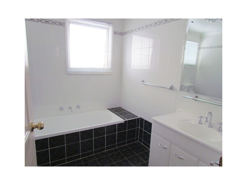 18 Abercrombie Avenue, Seven Hills NSW 2147