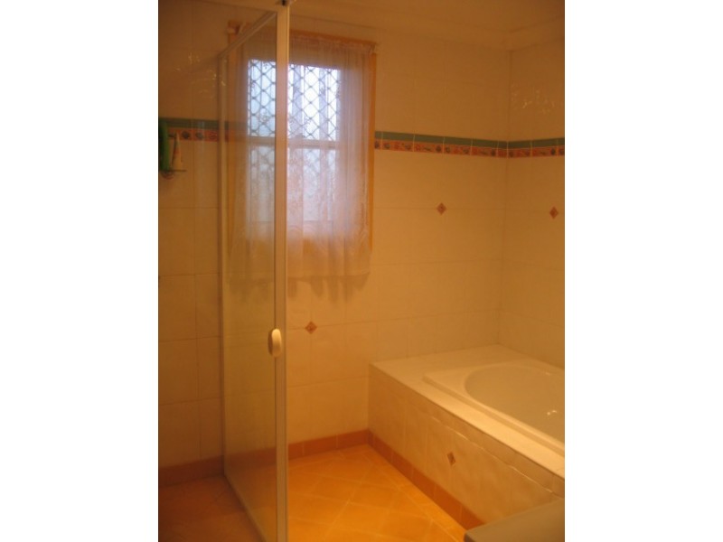 17 Zambesi Road, Seven Hills NSW 2147