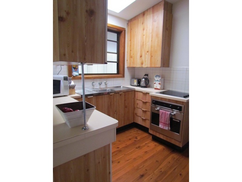 28 Vancouver Avenue, Toongabbie NSW 2146