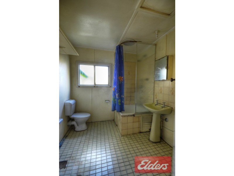 Flat 14 Mandoon Road, Girraween NSW 2145