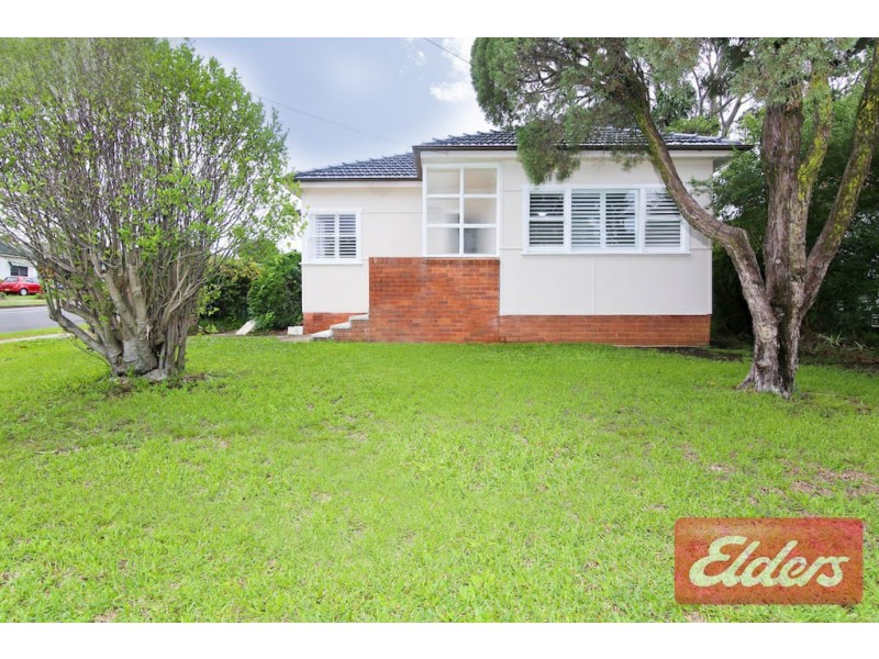 2 Derbyshire Avenue, Toongabbie NSW 2146