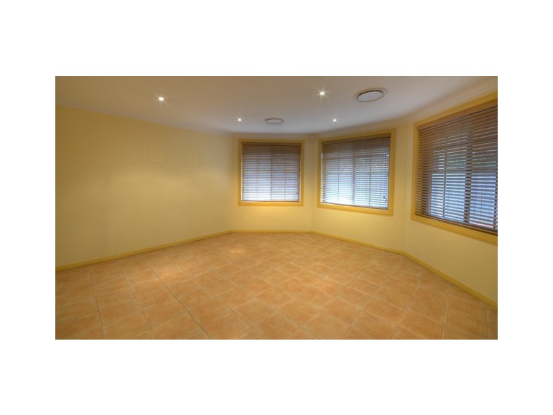 32a Portico Parade, Toongabbie NSW 2146