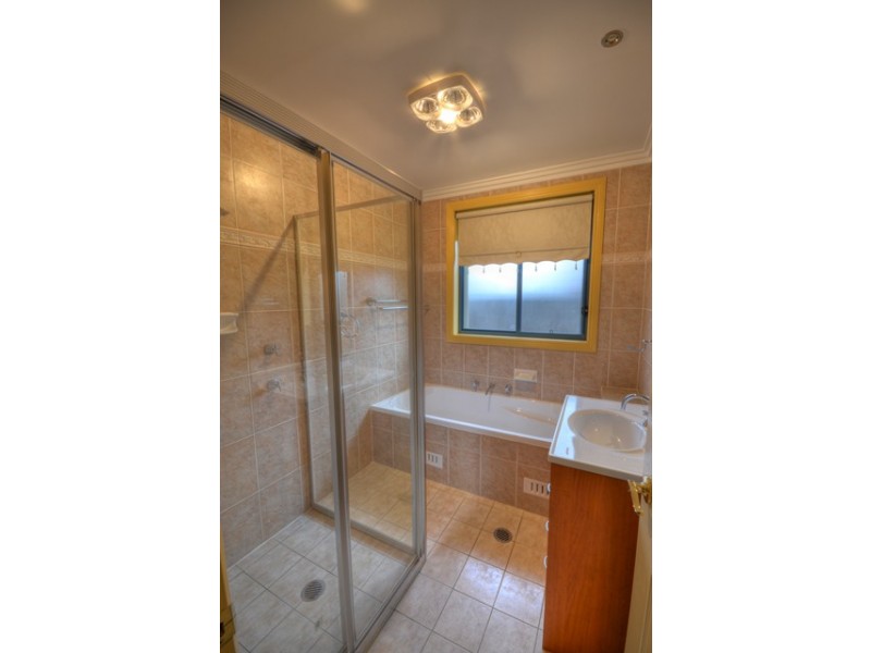 32a Portico Parade, Toongabbie NSW 2146