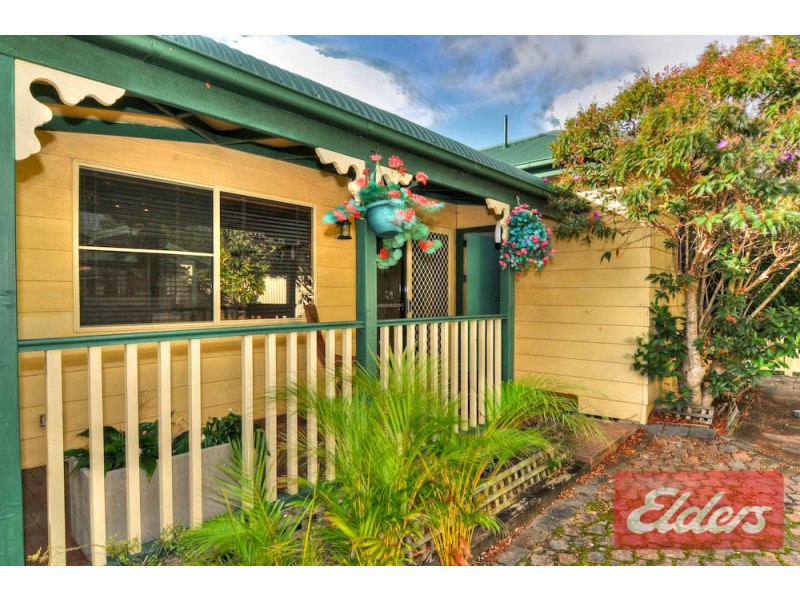 22 Derbyshire Avenue, Toongabbie NSW 2146