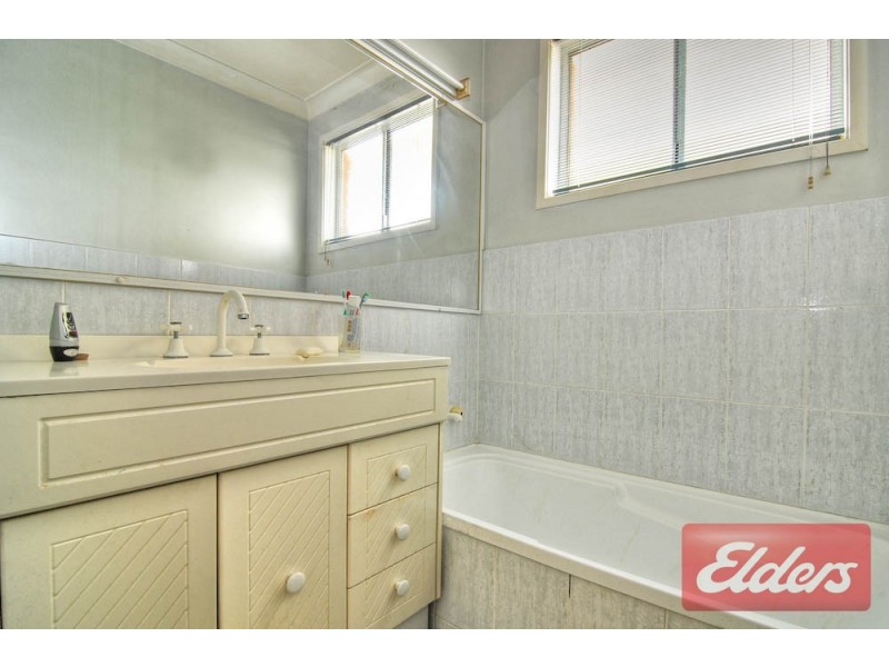 25 Molonglo Road, Seven Hills NSW 2147