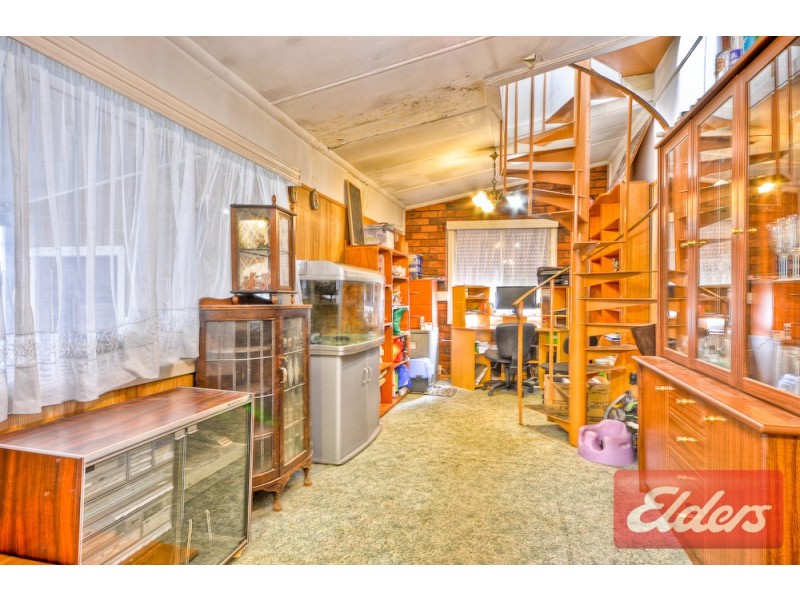 2 Mimosa Avenue, Toongabbie NSW 2146