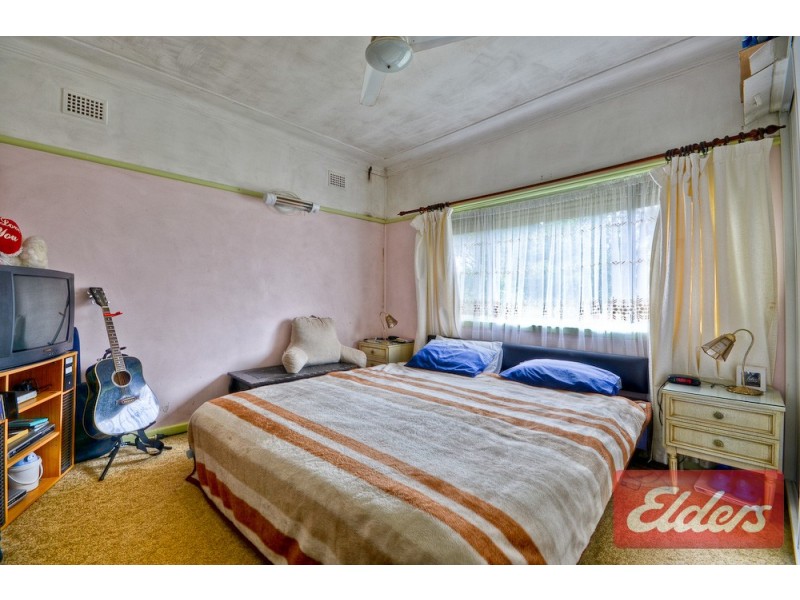 2 Mimosa Avenue, Toongabbie NSW 2146