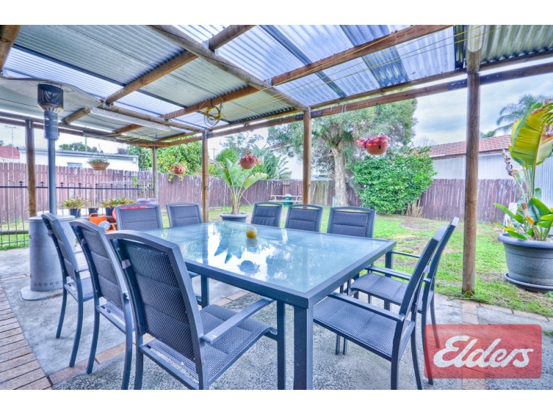 2 Mimosa Avenue, Toongabbie NSW 2146