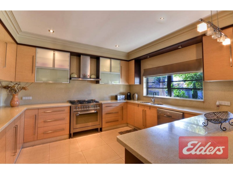 18 Greenleaf Street, Constitution Hill NSW 2145