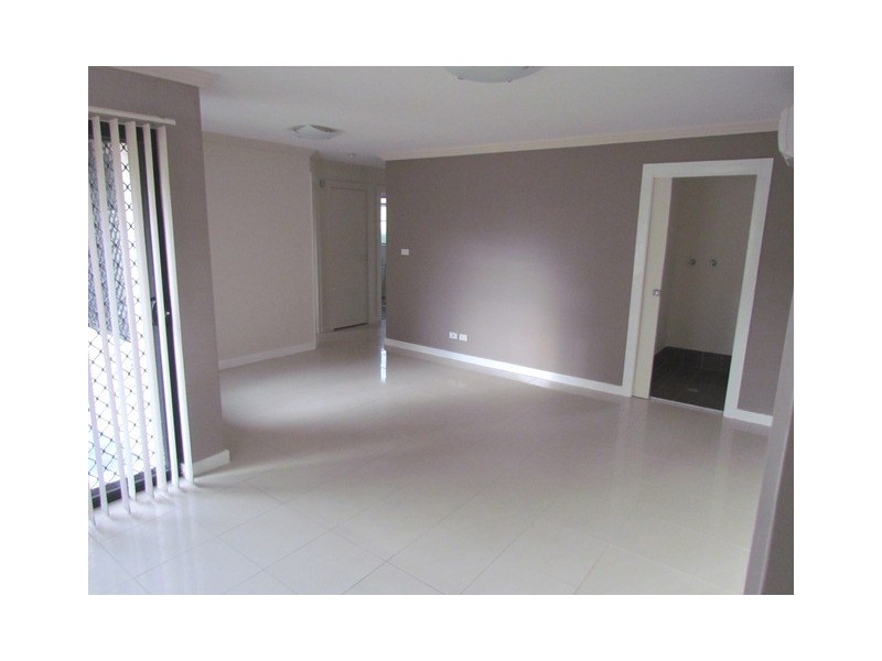 8/18 Magowar Road, Pendle Hill NSW 2145