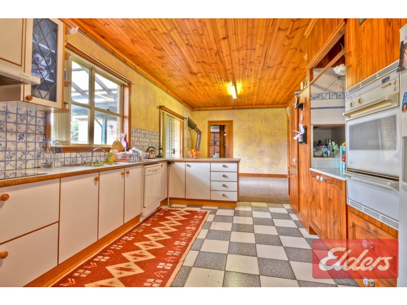 8 Valeria Street, Toongabbie NSW 2146