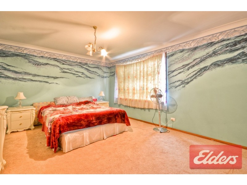 8 Valeria Street, Toongabbie NSW 2146