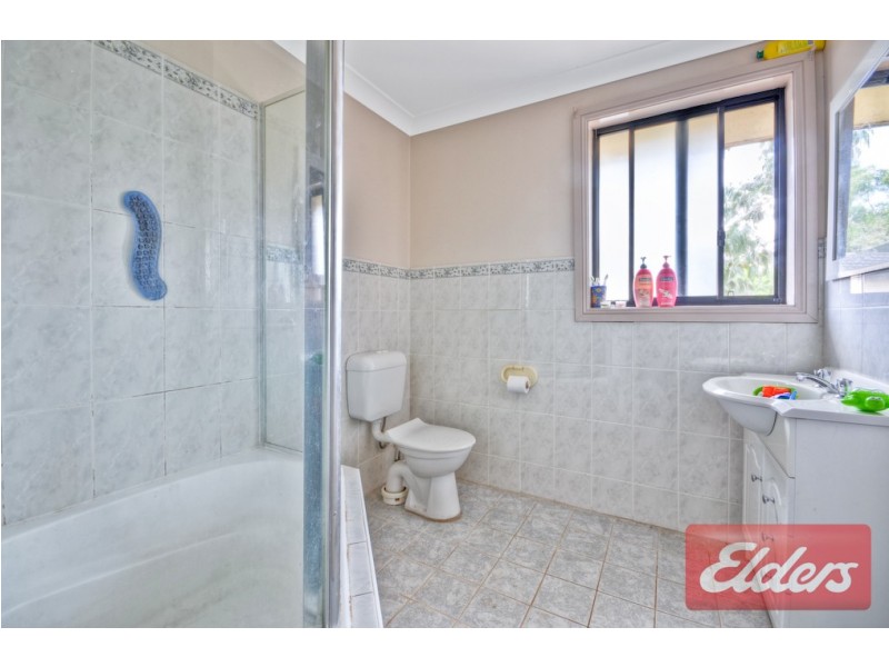 1/17 Girraween Road, Girraween NSW 2145