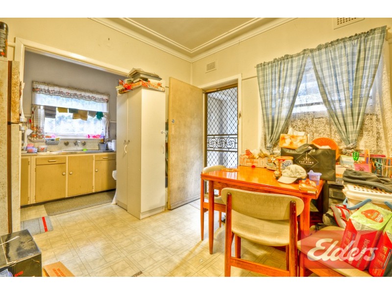 24 Premier Street, Toongabbie NSW 2146