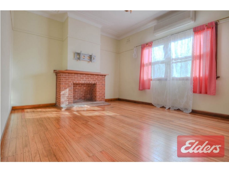 12 Second Avenue, Toongabbie NSW 2146