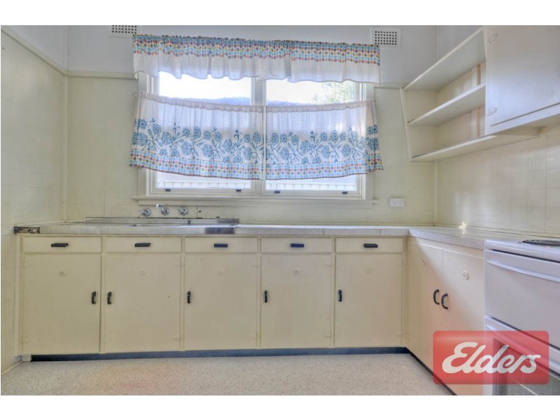 12 Second Avenue, Toongabbie NSW 2146