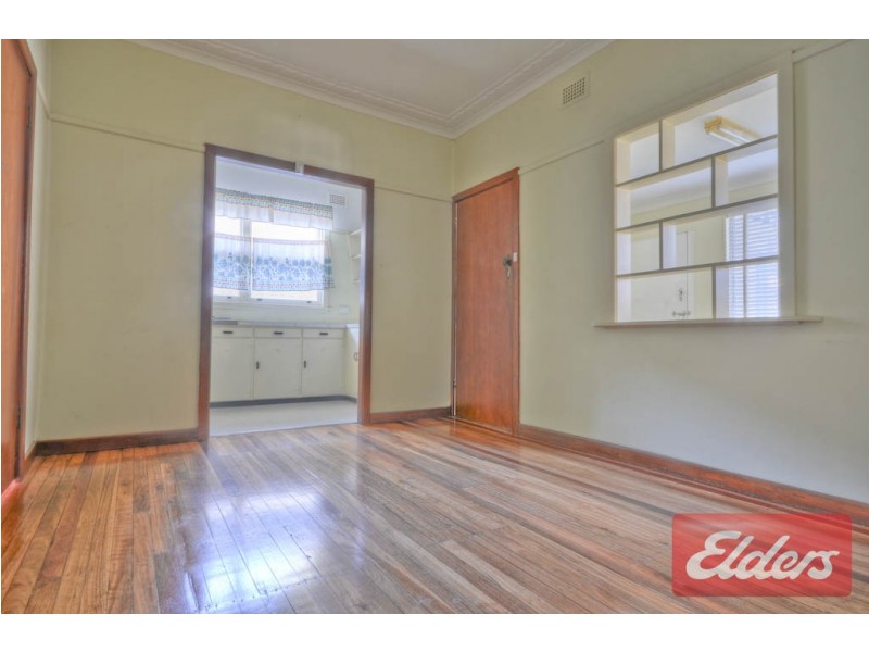 12 Second Avenue, Toongabbie NSW 2146