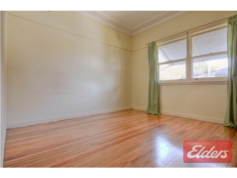 12 Second Avenue, Toongabbie NSW 2146