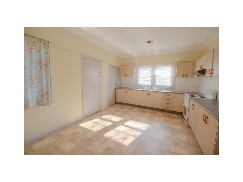 94 Pendle Way, Pendle Hill NSW 2145