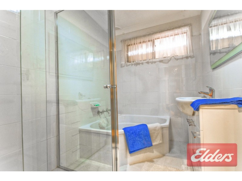 34 The Crescent, Toongabbie NSW 2146