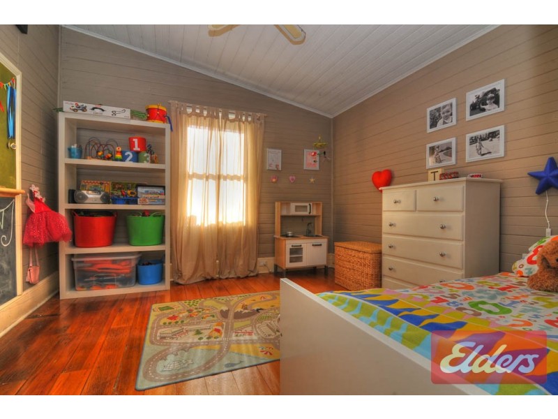 13 Station Road, Toongabbie NSW 2146