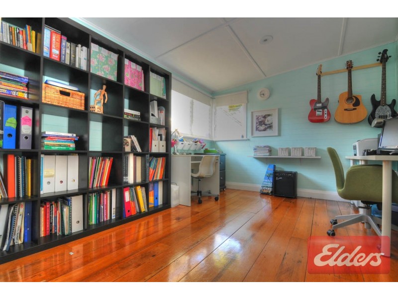 13 Station Road, Toongabbie NSW 2146