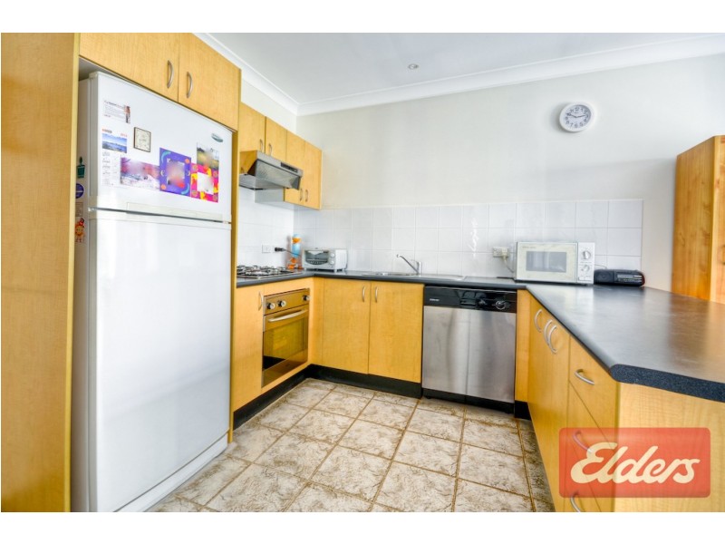 2/41A Girraween Road, Girraween NSW 2145