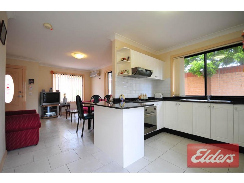 1/42-44 Gilba Road, Girraween NSW 2145