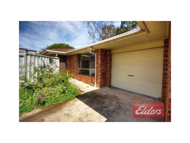 15/2 Hawkesbury Road, Westmead NSW 2145