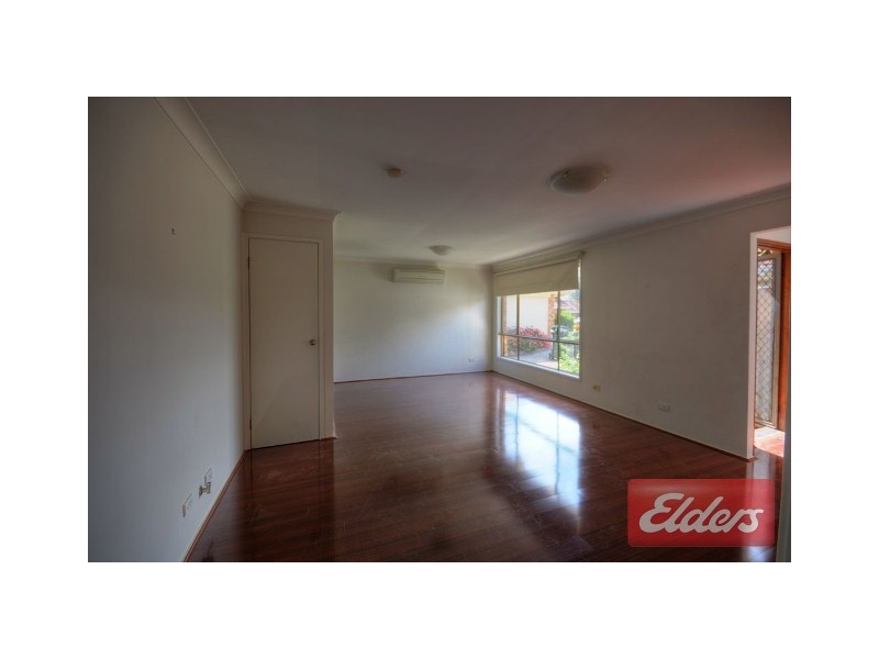 15/2 Hawkesbury Road, Westmead NSW 2145