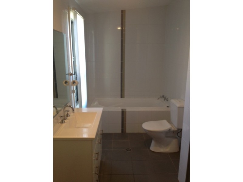 1/53 Oakland Avenue, The Entrance NSW 2261