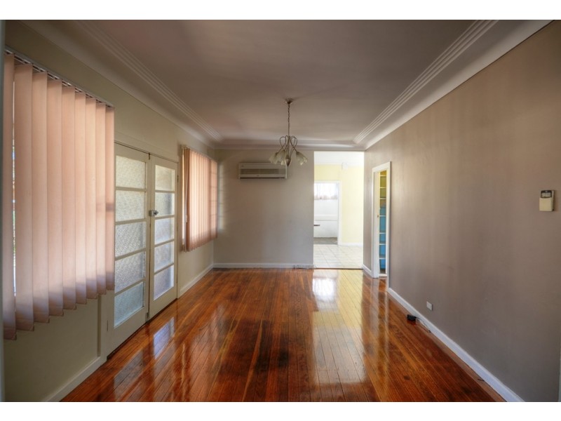 58 Portico Parade, Toongabbie NSW 2146