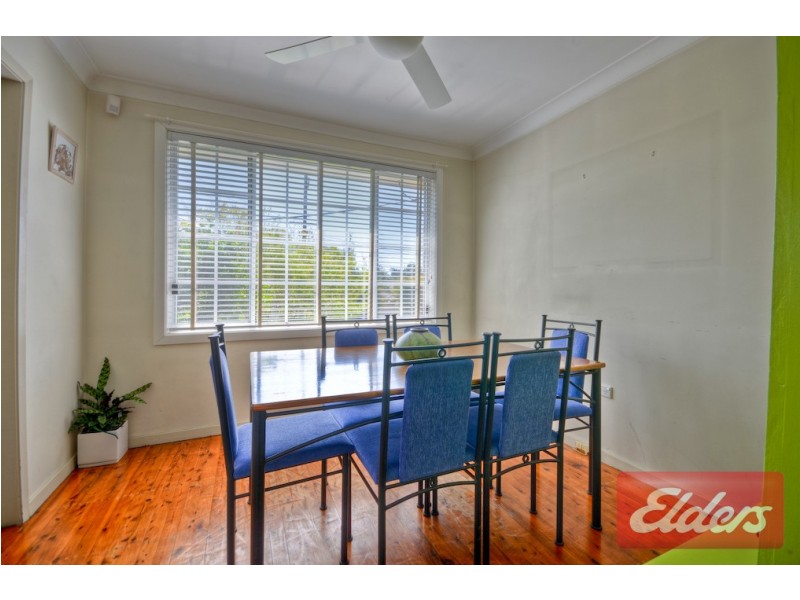 1 Oakwood Road, Toongabbie NSW 2146