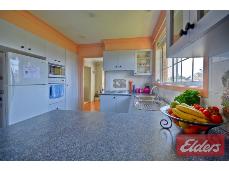 1 Oakwood Road, Toongabbie NSW 2146