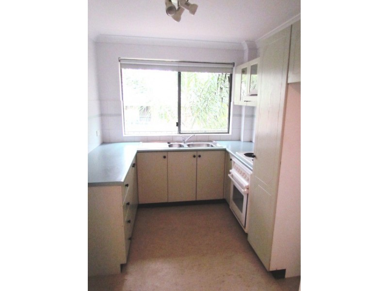 12/235 Targo Road, Toongabbie NSW 2146