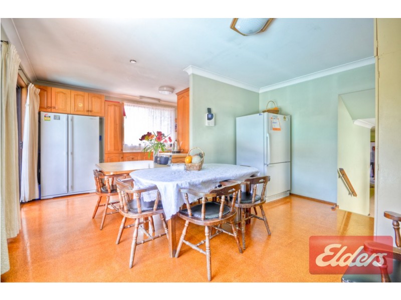 8 Parkland Avenue, Pendle Hill NSW 2145