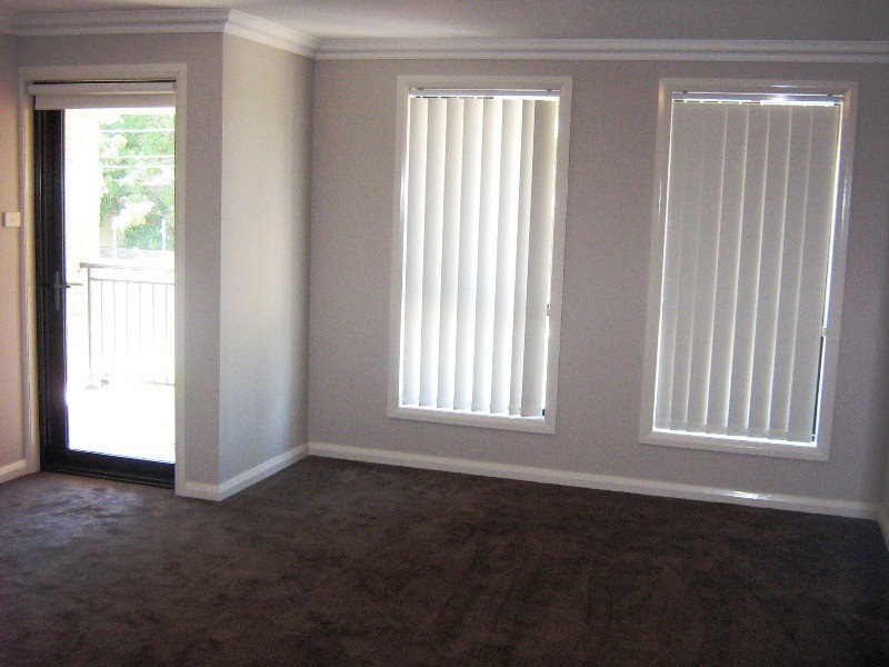 68 Fitzwilliam Road, Toongabbie NSW 2146