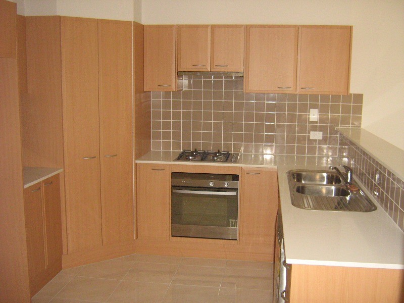 68 Fitzwilliam Road, Toongabbie NSW 2146