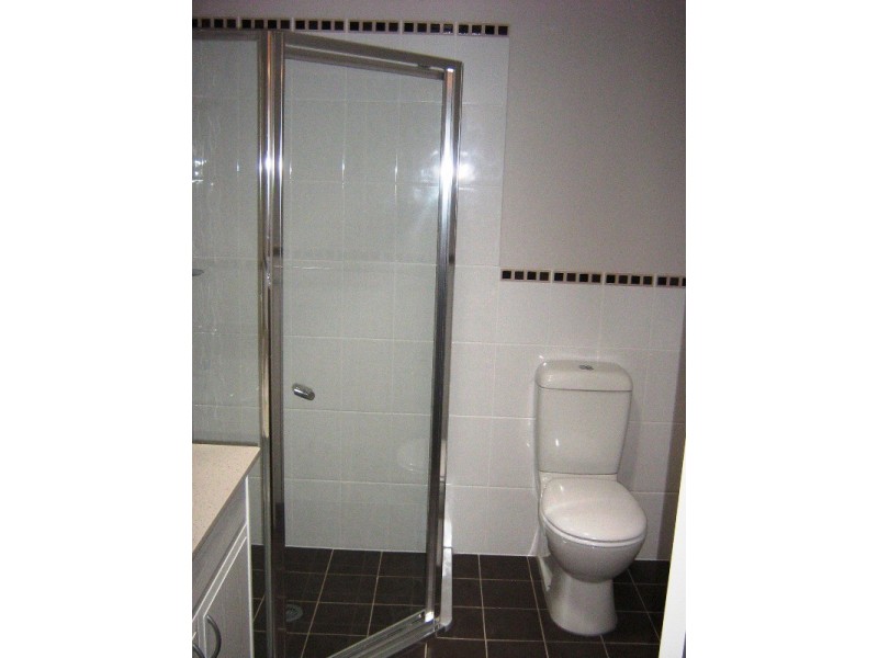 68 Fitzwilliam Road, Toongabbie NSW 2146