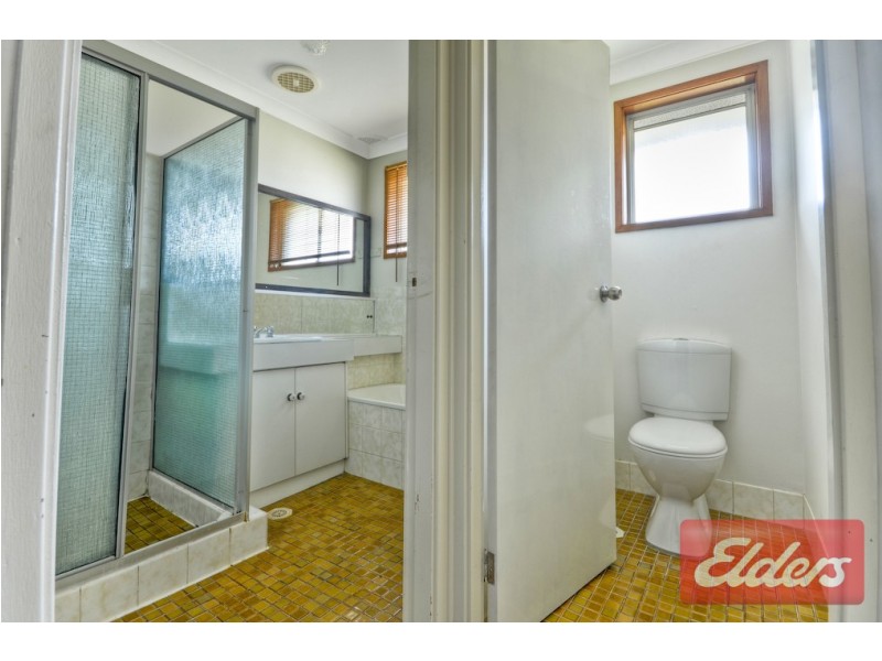 35 Orleans Crescent, Toongabbie NSW 2146