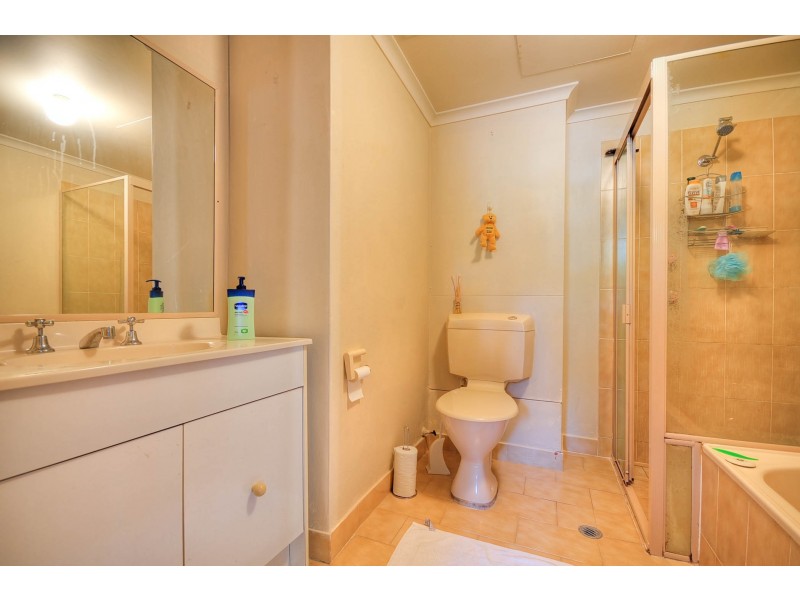 52/5 Griffiths Street, Blacktown NSW 2148