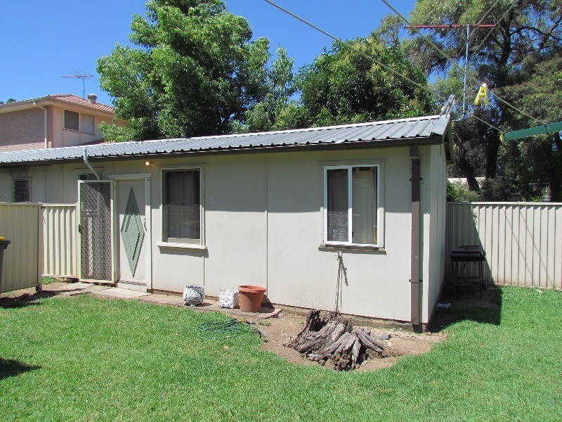 2/16 Billabong Street, Pendle Hill NSW 2145