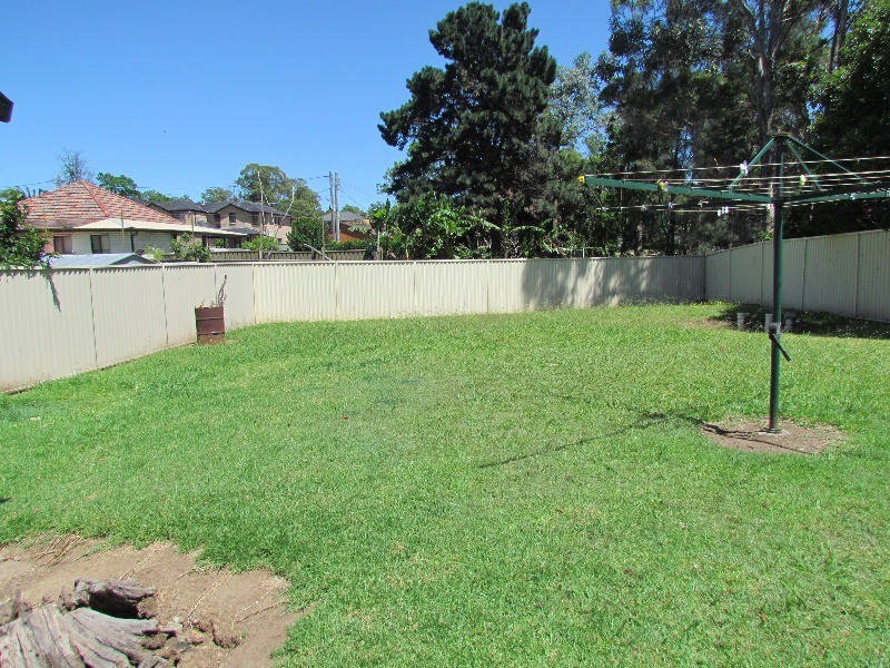 2/16 Billabong Street, Pendle Hill NSW 2145