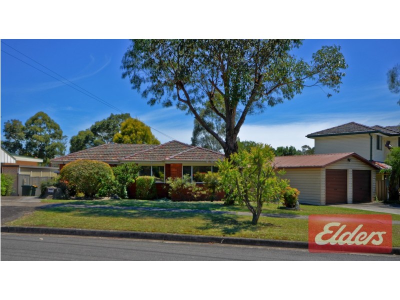 2 Valencia Crescent, Toongabbie NSW 2146