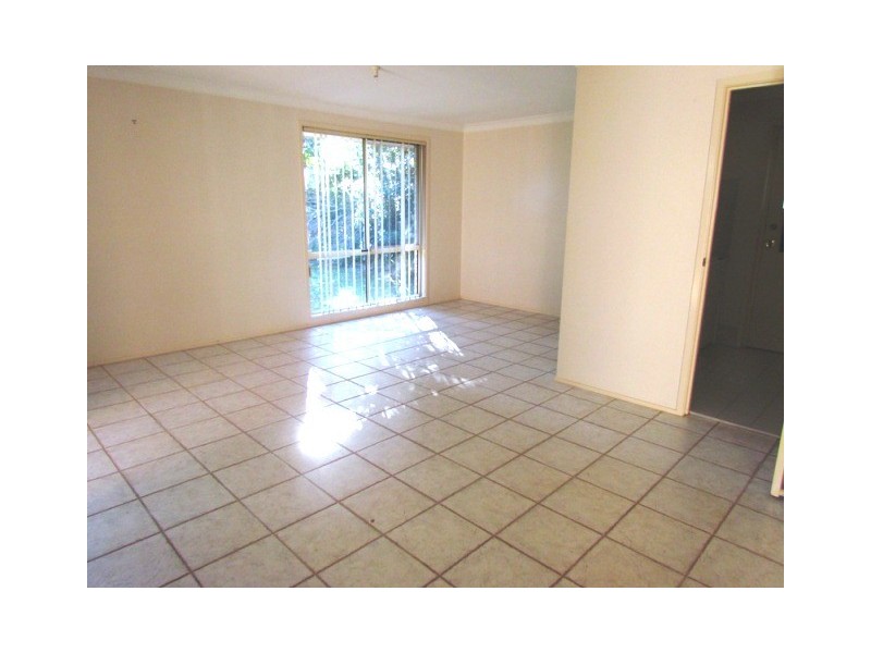 39 Bombala Road, Pendle Hill NSW 2145