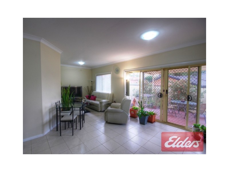 12 Tungarra Road, Girraween NSW 2145