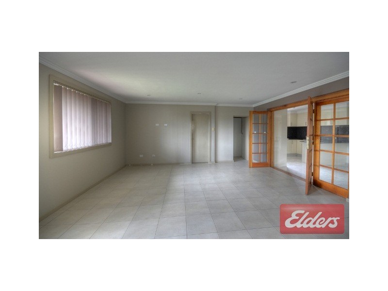 7 Heather Street, Girraween NSW 2145