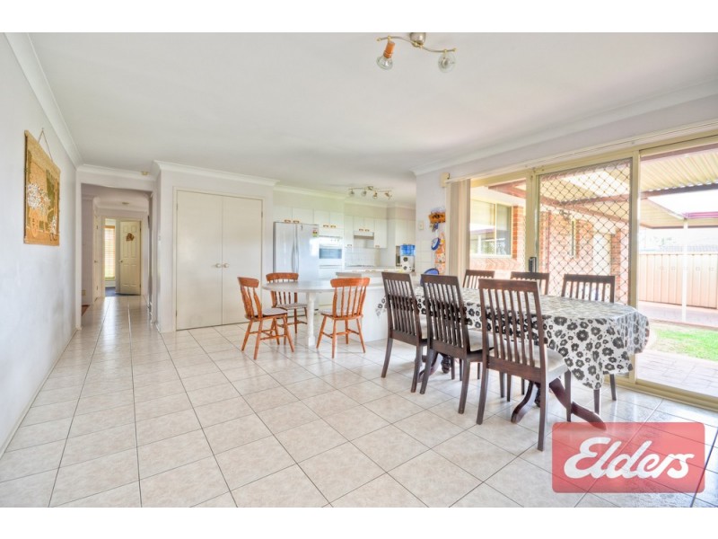 27 Fox Hills Crescent, Prospect NSW 2148