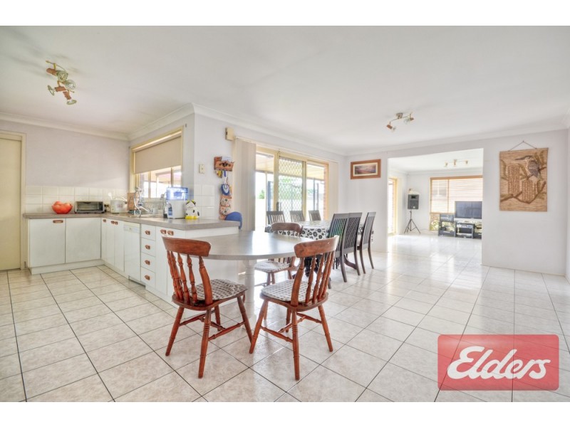 27 Fox Hills Crescent, Prospect NSW 2148